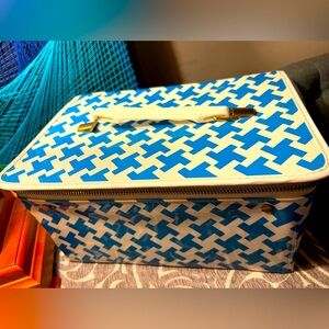 Funky retro train case cosmetic box blue white
